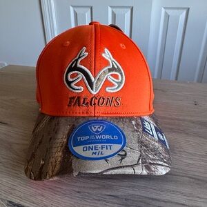 Bowling Green Falcons Cap with Camo Brim

Fitted